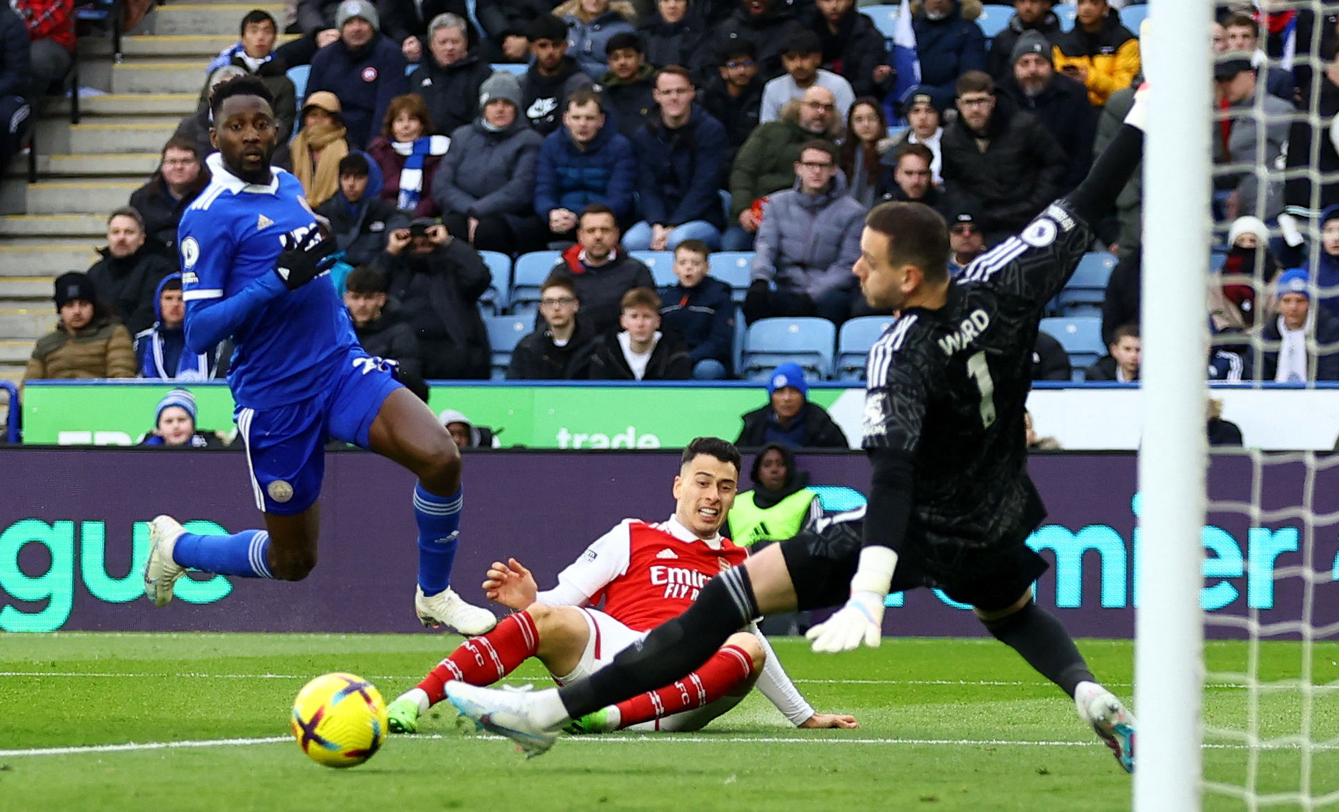 里巴专访：她必须以世界第一和大满贯为目标，进步很大对她有信心.